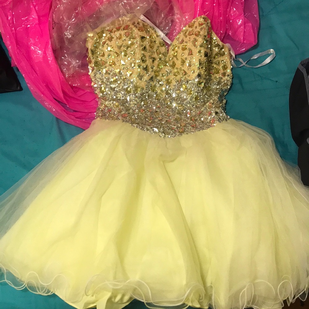 Sweet Heart Yellow Prom Dress
